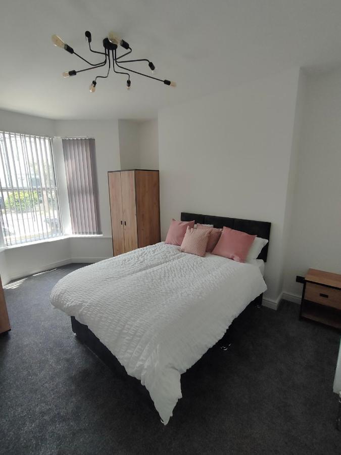 Lovely Refurbished Apartments, Morecambe Promenade エクステリア 写真