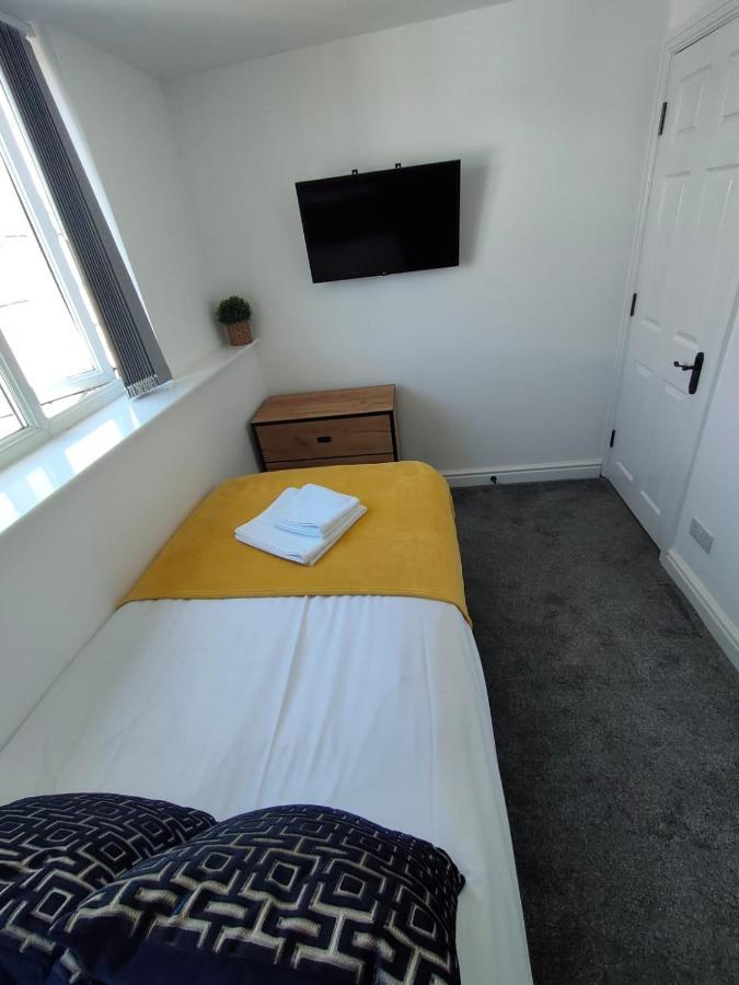 Lovely Refurbished Apartments, Morecambe Promenade エクステリア 写真