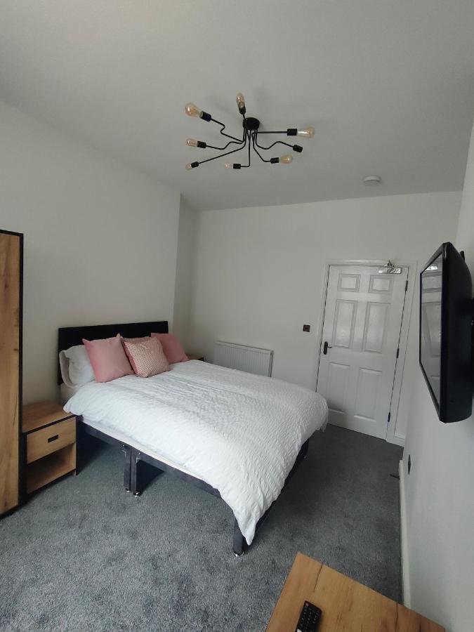 Lovely Refurbished Apartments, Morecambe Promenade エクステリア 写真
