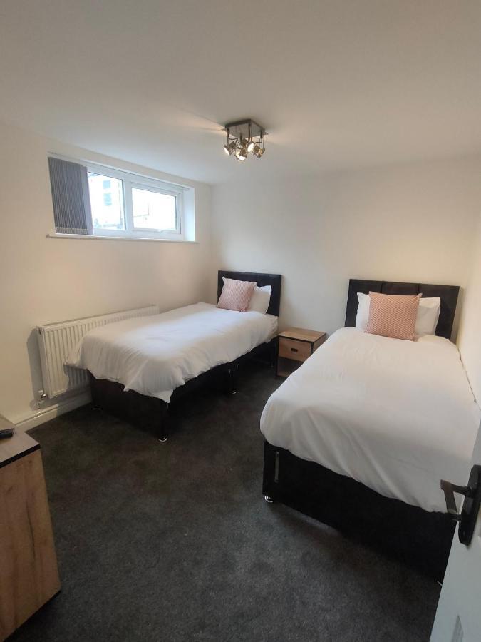 Lovely Refurbished Apartments, Morecambe Promenade エクステリア 写真